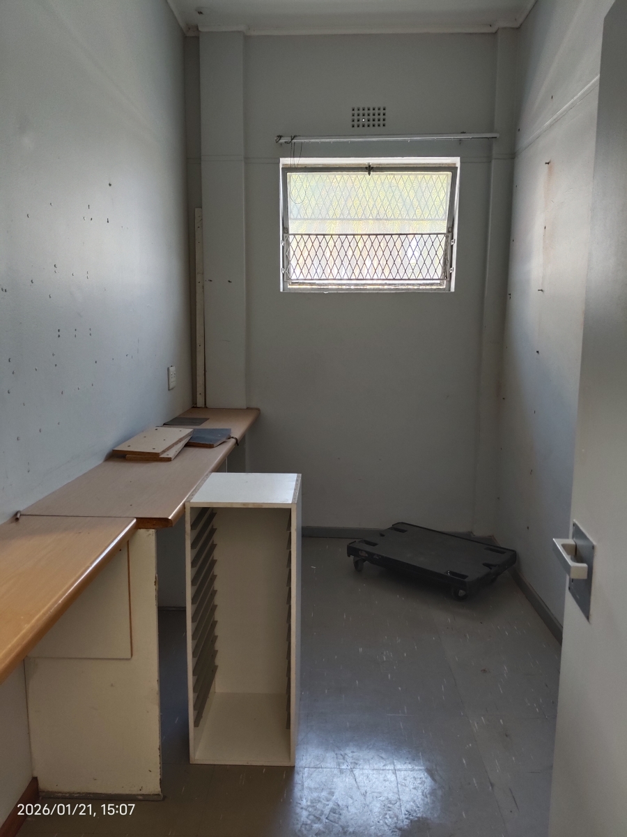 To Let commercial Property for Rent in Rondebosch Western Cape